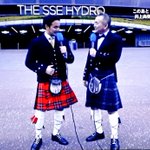 ˶˃ᴗ˂˶ 赤いスカートっぽいけどスカートじゃない？ - posfie