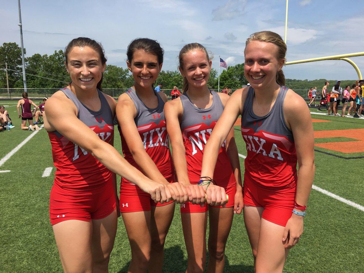 Kopper20's tweet photo. So proud of these girls! They run with passion and class. Way to represent @nixaschools Lady Eagles! @NixaXC_TF @nixaathletics https://t.co/zcfve1GdvE