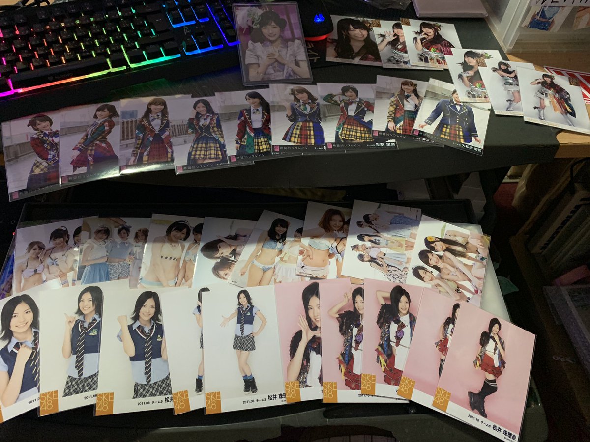 ONCEQ18's tweet photo. 😘😍🥰😘😍🥰 #container48 https://t.co/z5sKXtNOhL