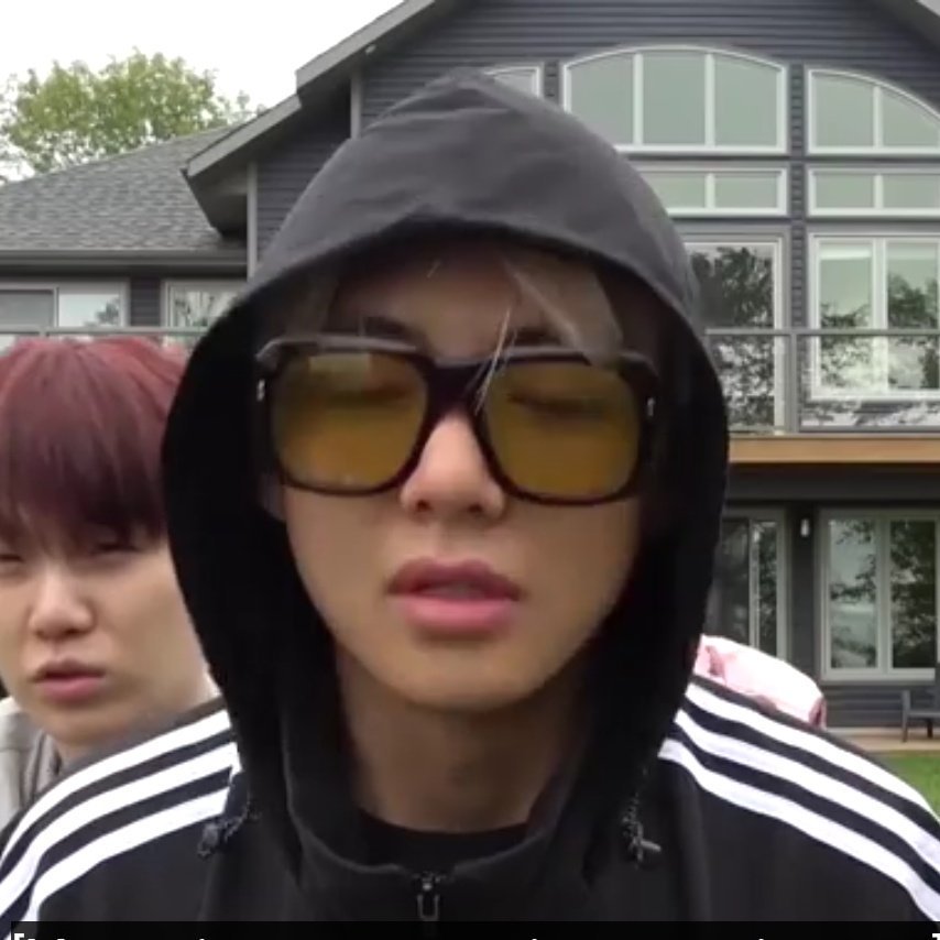 laraskarmilaaa's tweet photo. #TaehyungYouArePerfect

You my good boy 💜 https://t.co/SsPJ3s1LBT