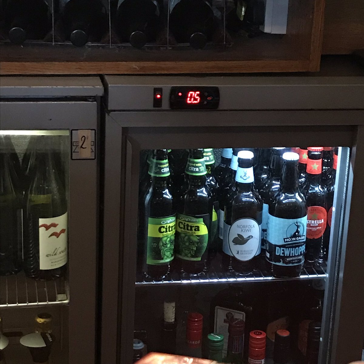 Juta_tw's tweet photo. Nice to see Inferno and Citra here @WhiteHorseBranc ! 😁🥳🥳

@OakhamAles #seaside https://t.co/oFCk1VT5pe