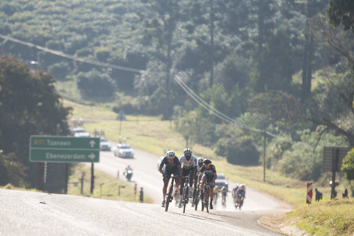 tourdelimpopo's tweet photo. Some of the action from Stage 4 of the 2019 Tour de Limpopo © Tour de Limpopo / Andrew McFadden #TourDeLimpopo19 #GoLimpopo

See the full gallery on our Facebook page. https://t.co/3PopMn2UJk