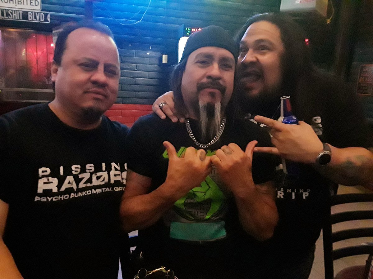 PISSINGRAZORS's tweet photo. Razor fans representing at last night's Rockhouse Bar & Grill show. #pissingrazors #spreadtheplague #psychopunkometalgroove #crushinggrip #leftfordead #spotify #iTunes #youtube #artiswarrecords #texasfuckingmetal #buyourmerch #lookPRcool #merchgirlsrock #supportlocalmusic #thank https://t.co/7ftPsAC8lX