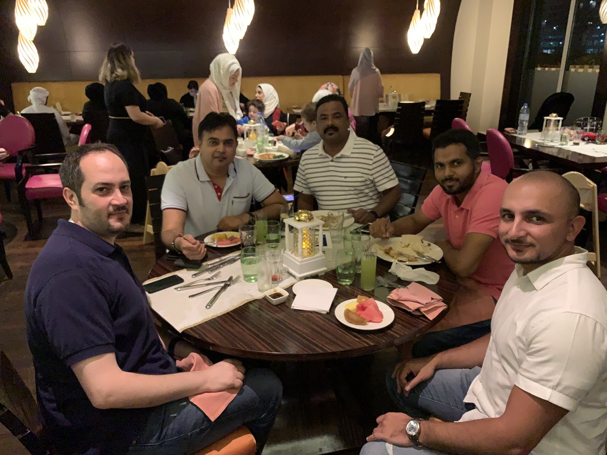 4sqae's tweet photo. #Ramadan #iftar with some of #UAE #Foursquare #SUs at The Market Place @MarriottJaddaf - https://t.co/OIDcR02kYv https://t.co/FwYQmFehvD