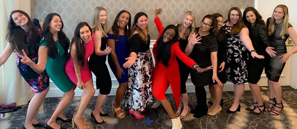 idabezabeh's tweet photo. Had the great pleasure of honoring California’s first ever Surgeon General @DrBurkeHarris as our 2019 Woman of the Year at the Women Health Care Executives Gala. Such a trailblazer who brings so much charisma, passion and fun to the work she does. @WHCESFBay #empoweredwomen https://t.co/XVD9g203Lx