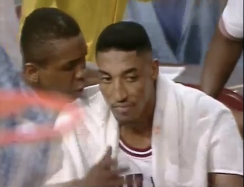 The 1994 Bulls-Knicks 2nd round series featured an iconic...  Brawl Personality conflict Game-winner Foul call Dunk ...as well as the closest any team has gotten to a four-peat since Bill Russell’s Celtics. It had everything:  https://twitter.com/readjack/status/1123920210665377793