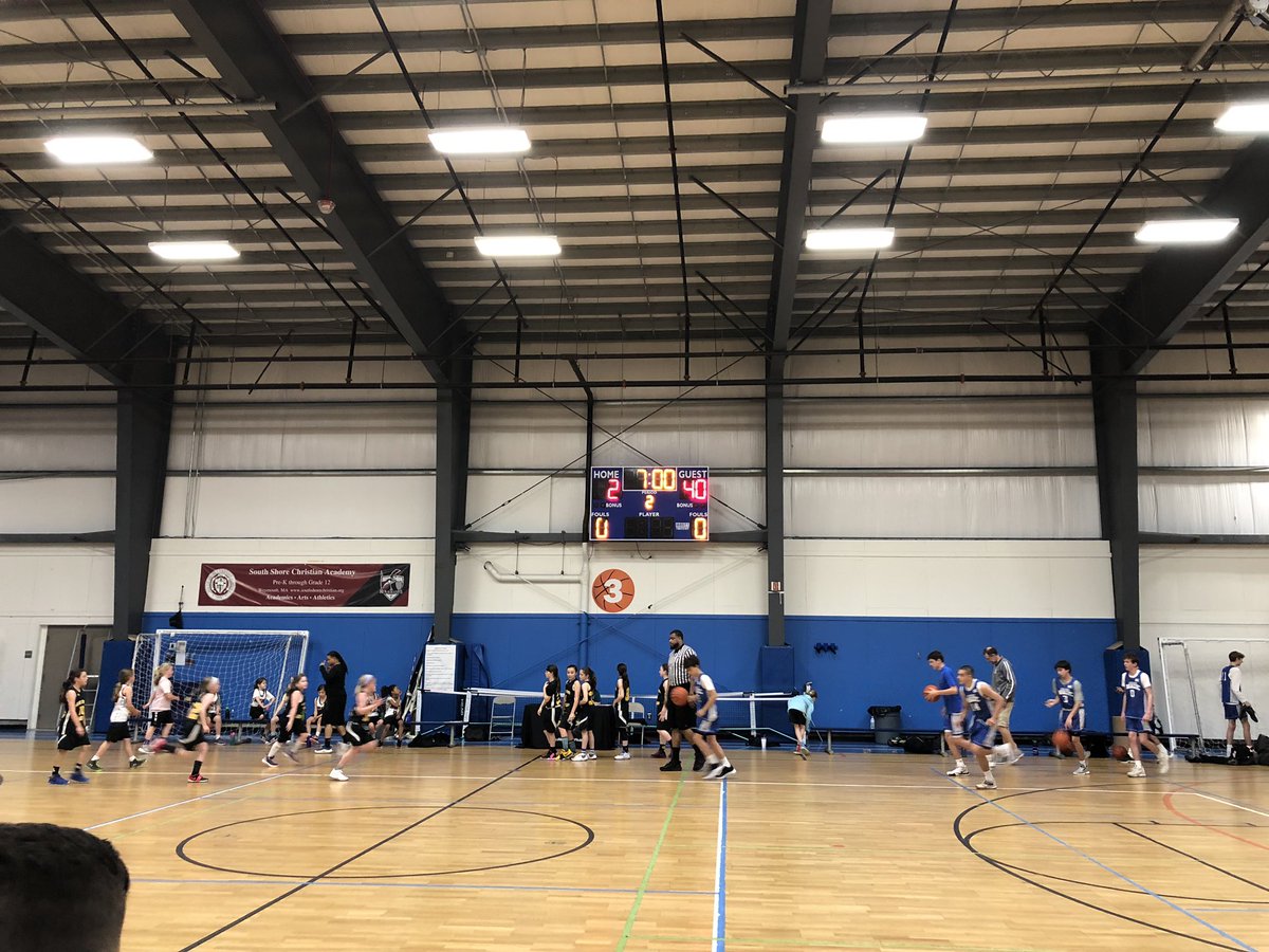 jeremykullman's tweet photo. Third or fourth grade girls?  Losing team scored their only hoop with 1:30 to go....#AAUBingo https://t.co/lw4JDgxkG2