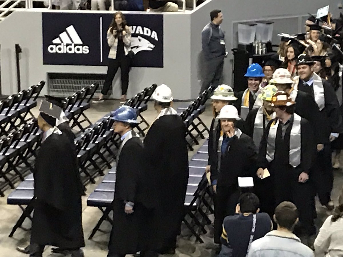 MMannens's tweet photo. @m_julius_ job well done congrats #hardworkpaysoff another #NevadaGrad in the fMily https://t.co/Ktbo147tJu