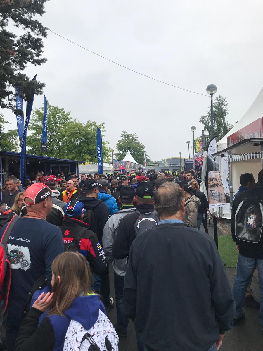 ClintonMerch's tweet image. Day 2 at the #FrenchGP in Le Mans. Great turn out and the excitement is building for tomorrow's races #MotoGP #ClintonEnterprises #OfficialMerchandise