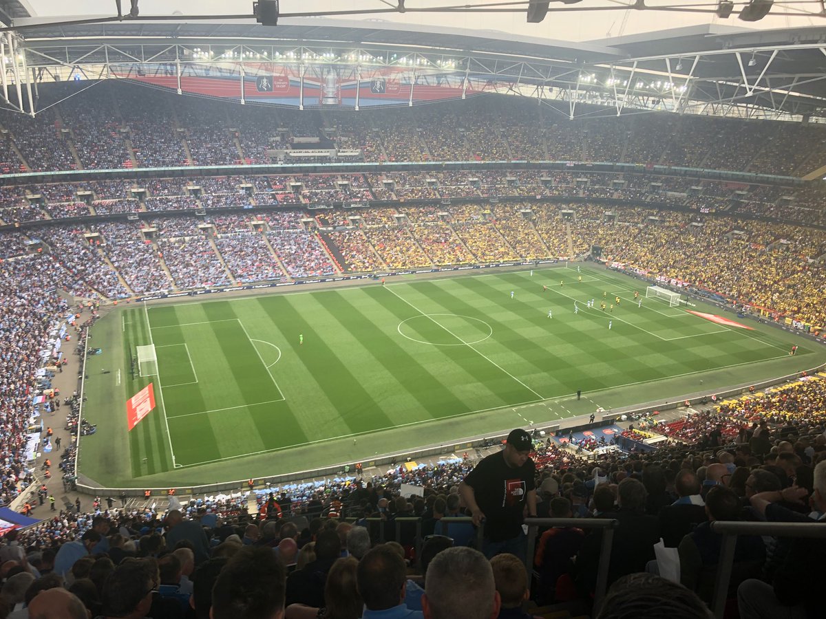frickleyafc's tweet photo. Frickley representing at the FA Cup Final @EmiratesFACup @FACupFactfile @Liversedge_FC #TenOne #FACup https://t.co/dSIksuXj37