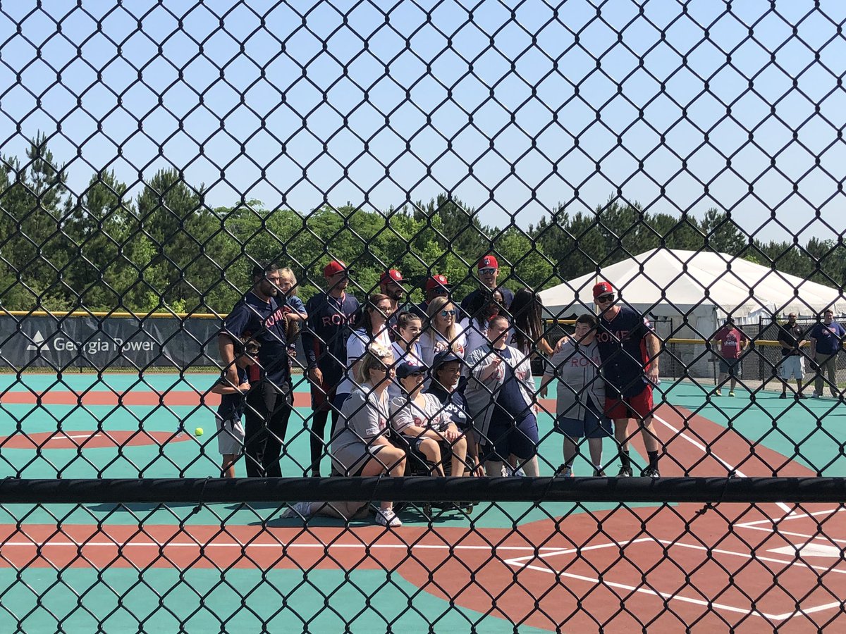 Community and the kingdom look like challenger baseball at The Miracle Field! @TheRomeBraves