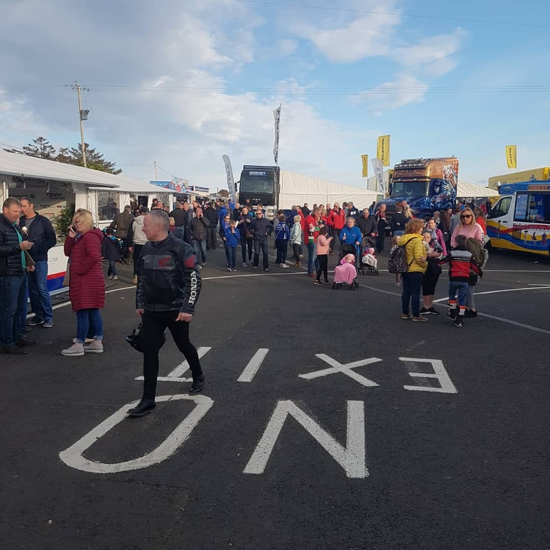 ClintonMerch's tweet image. Our trucks have travelled 100s of miles and were here at the #NorthWest200 stocked and ready! Have you got your kit yet? | #NW200 #OfficialMerchandise #LetsGo!