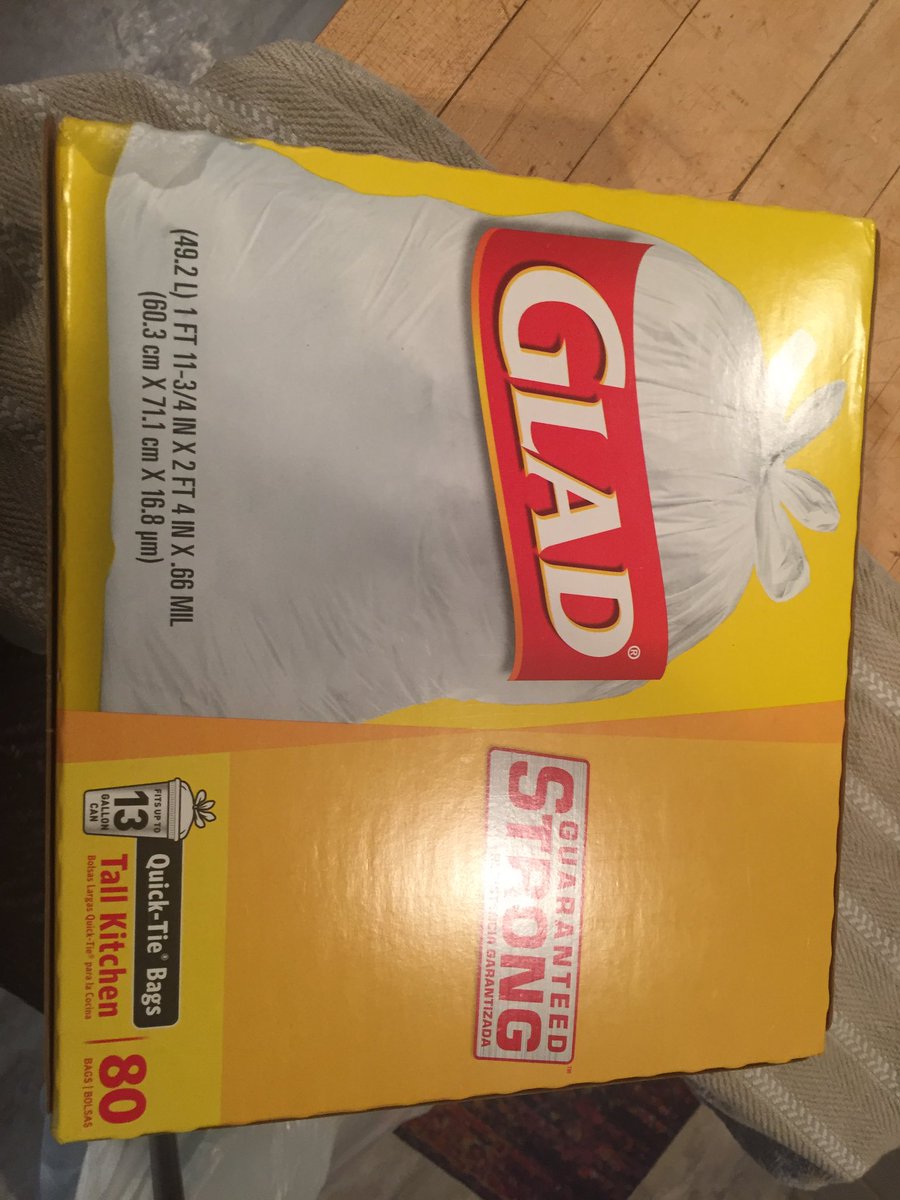 rlthompson08's tweet photo. @gladproducts Please label any artificial scent on your products!! I intentionally bought the product that did not list added Gain or perfume and was hit with an eye watering scent when I opened the first bag. Some of us don’t want those additional toxins in our homes!! https://t.co/HTWuzg3Pro