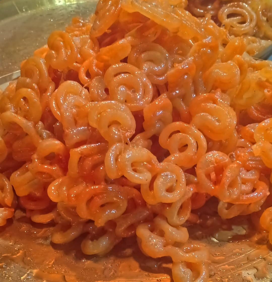 Farhana14Hasan's tweet image. #jilapi  #জিলাপি  #click #khana #bangladeshi