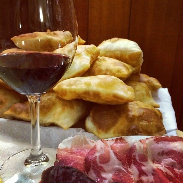 LaFrauMi1's tweet image. Finché ci saranno  coppa, culatello e gnocco fritto, non tutto sarà perduto.
#PerMe, ovviamente.
