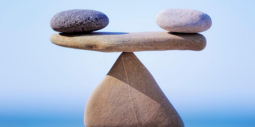 Wake up! 🧘🏼‍♀️
It's time for YOGA!

Meet on the Meecha Lawn at 7:00 am today for stretching, breathing, moving, taking in the scenery and feeling all the good energy around us!

🧿

There is NO better way to start your day!