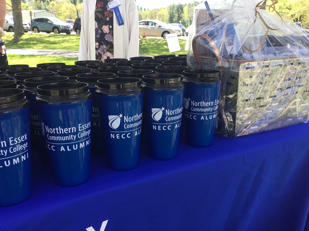 NorthernEssex's tweet photo. The energy @NorthernEssex is unreal right now! Life can present obstacles, challenges, and barriers but these students went above and beyond and achieved degrees, certificates, and more. Congratulations! 🎉🔆 #NECC2019 https://t.co/to17Kbc5ND