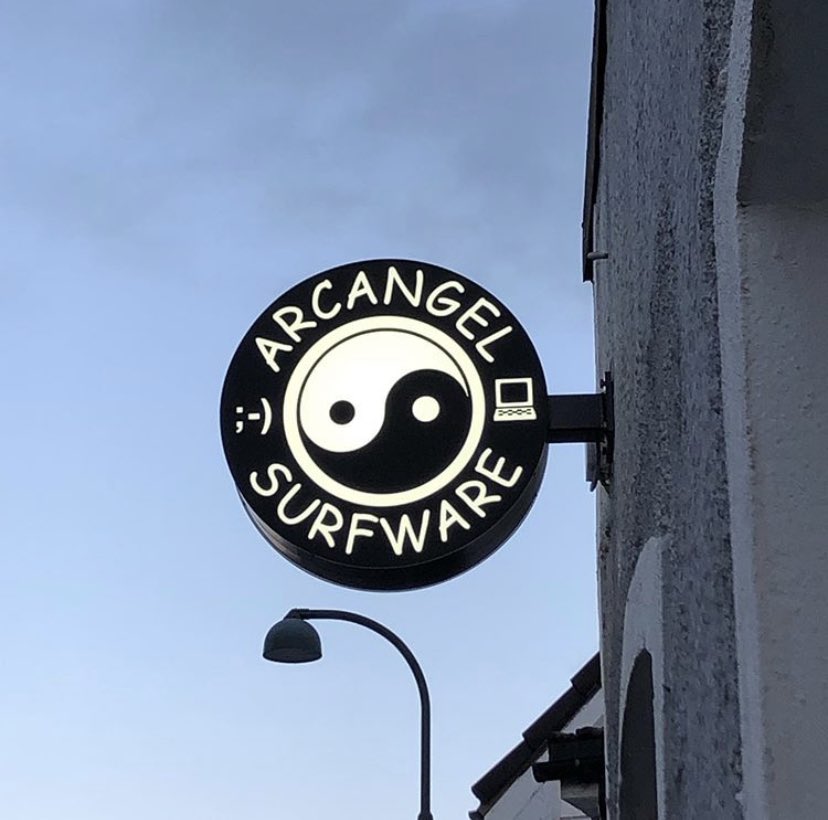 if you were planning to stop by o-r-g softwares shop o-r-g.com/shop  today, don’t — go here instead: <a href="/cory_arcangel/">Cory Arcangel</a> #arcangelsurfwares <a href="/rhizome/">Rhizome</a> pop-up at <a href="/newmuseum/">New Museum</a> skyroom today 11-5. if you must, then also here slinging silicon in the basement  12-6 <a href="/O_R_G/">O-R-G</a>