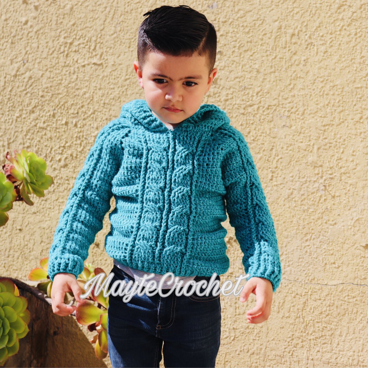mayte_crochet's tweet photo. Suéter Con Trenzas Para Niño    (PARTE UNO) https://t.co/RqxX4n2WWA vía @YouTube https://t.co/JZ2kA1WZVW