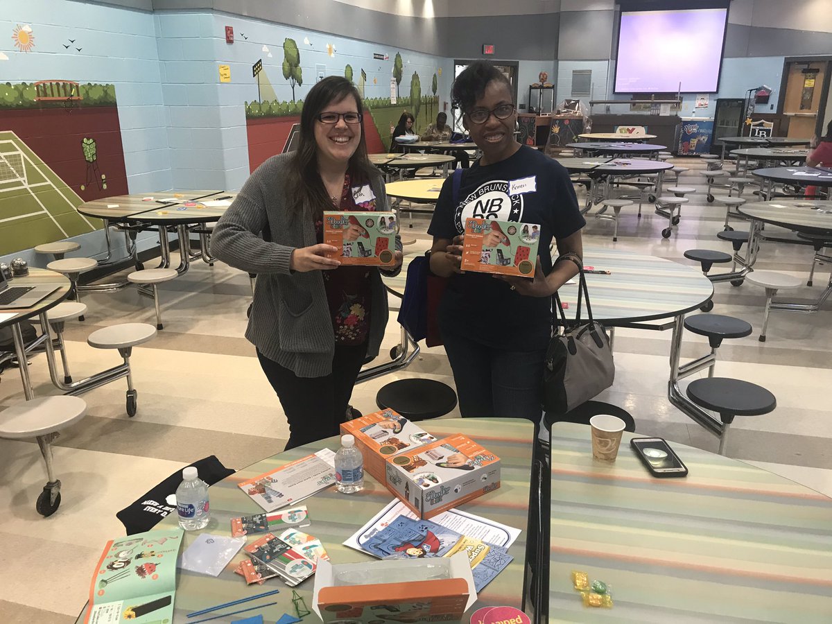 #Winner 🙌 #Winner 🙌 Thanks <a href="/3DoodlerPen/">3D Print Pen supply</a> for the awesome donations to these amazing #EDUrockstars!!!! <a href="/SpEdcampNJ/">@SpEdCampNJ</a> #njed #makerpens #sped <a href="/Principal_H/">𝐂𝐡𝐫𝐢𝐬𝐭𝐨𝐩𝐡𝐞𝐫 𝐇𝐚𝐫𝐫𝐢𝐬 🎸🏴‍☠️🧩🤖🚀</a> #wondertwins