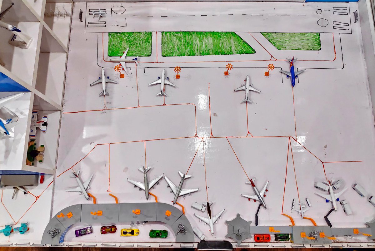 AmitAgarwal22's tweet photo. Hand made @DelhiAirport by my 10yr nephew. A true #avgeek in the making✈️ https://t.co/bZZN9Gnl3a