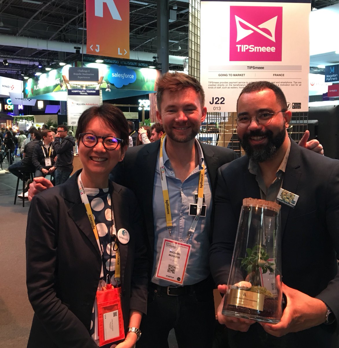 christartanson's tweet photo. Bravo à mes amis @tipsmeee gagnant du Challenge Staff Efficiency @Accor #AccorLab #VivaTech2019 Plus d’excuses de ne pas donner un pourboire au restaurant ! #Fintech #Foodtech @LeSwave https://t.co/zox3zfJ1ZJ