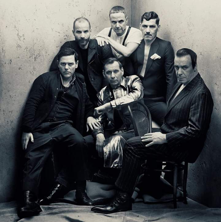 Rammstein_C_Arg's tweet photo. Rammstein Promo 2019

📸 Jes Larsen

#Ramms7ein #Rammstein2019 https://t.co/iJPFbcEckU