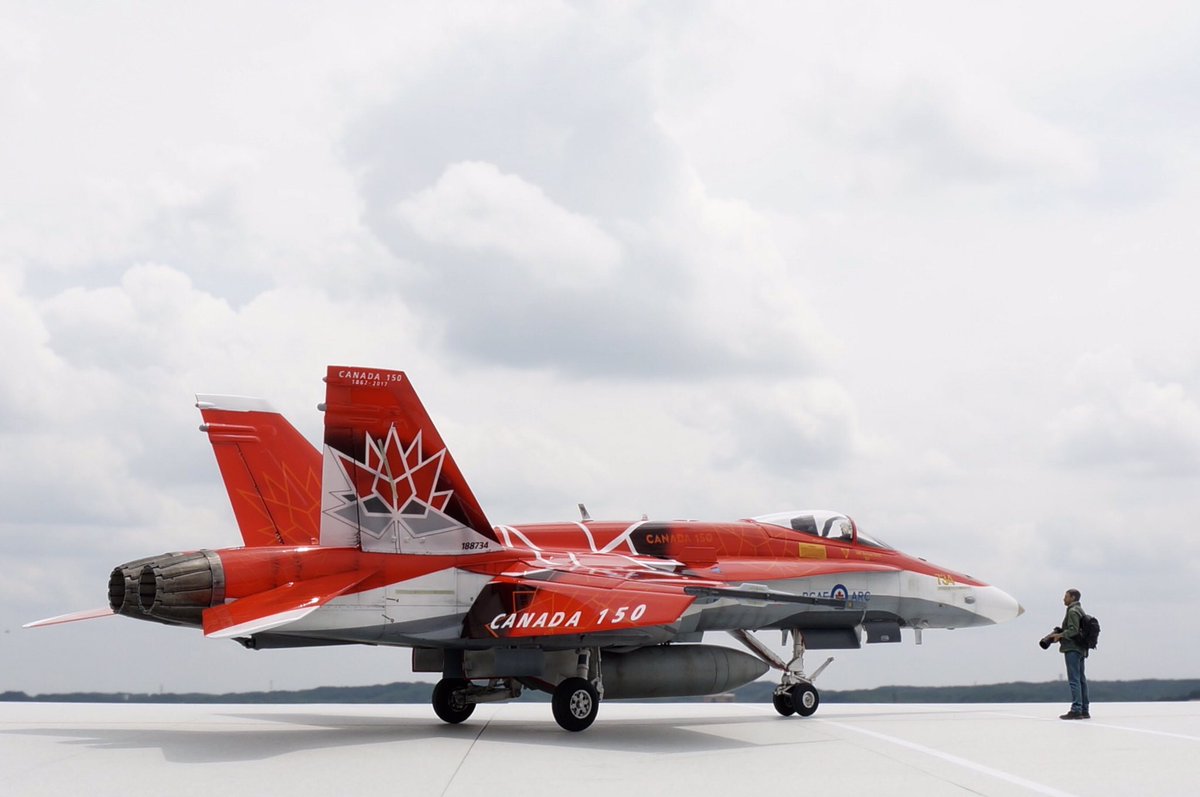 Mokezo_yh's tweet photo. #CF188A
kinetic 1/48 CF-188A with Reedoak 野外撮影完了です✨
夕景はいつかまたの機会に(^◇^;)
#RCAF #CF18Demo #kinetic https://t.co/7MADZzAiwo