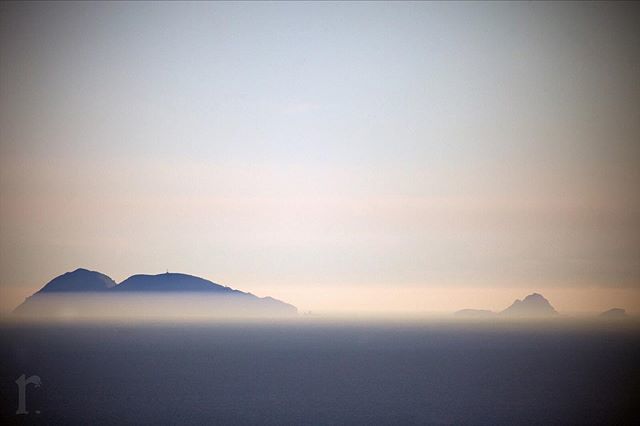 Discovered by the Germans in 1904, they named it San Diego, which of course in German means 'a whale's vagina'. - Ron Burgundy .
.
.
.
.
.
#5Dmarkii  #sandiego #teamcanon #cpfeatureme #canonwhatelse
#bringit #originalphotography #bellusphoto
#ashevilleph… bit.ly/2LUgHy5
