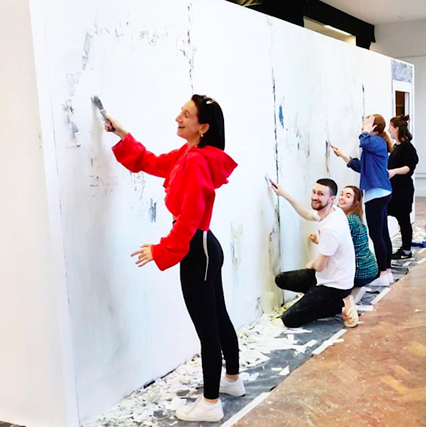 BAPhotoIADT's tweet photo. #Imago Some images of #Year4Students working on the preparation & installation of #GradShow2019 Opening #May30th Thanks to @sepd123 #AllWelcome #Photography #Futures @myIADT https://t.co/5tv7Qeih4u