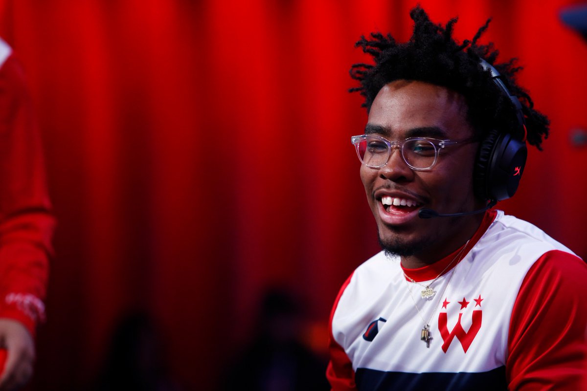 WizardsDG's tweet photo. Nothing but respect for our @NBA2KLeague Player of the Week.
#VoteReese here π
https://t.co/g9n9PVT0dD
#RunTheDistrict https://t.co/EkJOxRsXXy
