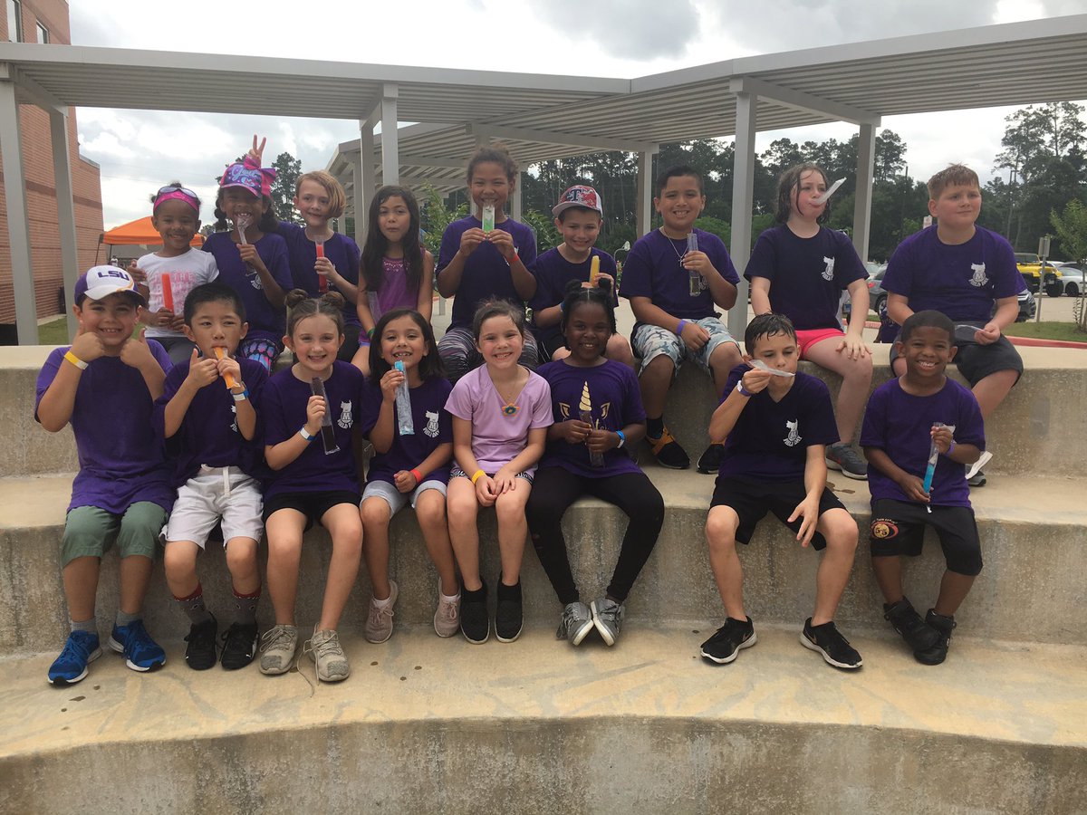 djennings111's tweet photo. A BIG thank you to our FAB Mahaffey Coaches! It truly was the greatest day! #gladtobe plaid #Kleinmoments #mahaffeykleinisd https://t.co/LOvvU9tTFg