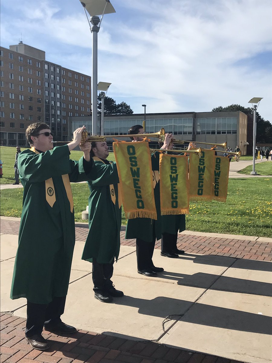 Knopp92's tweet photo. Congratulations graduates @sunyoswego.  Welcome to the @oswegoalumni family #OswegoPride https://t.co/GywYLZTSGn
