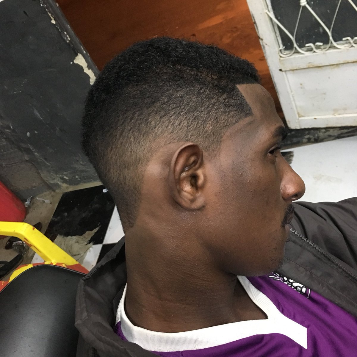 Joaodmaria_'s tweet photo. Eu não falo nada deixo com vocês, minha parte eu fiz haha. #Sabado #barbeirosbrasil #batalhadosbarbeirosbrasil #barbershop #barberlife #walclipper #SabadoDetremuraSDV #nationalfadeleage #viralbarbers #expobarber #wahl #wahlbrasil
#eumandocortedojaca #SabadoLigaDaJusticaSDV https://t.co/zhbeZORNA0