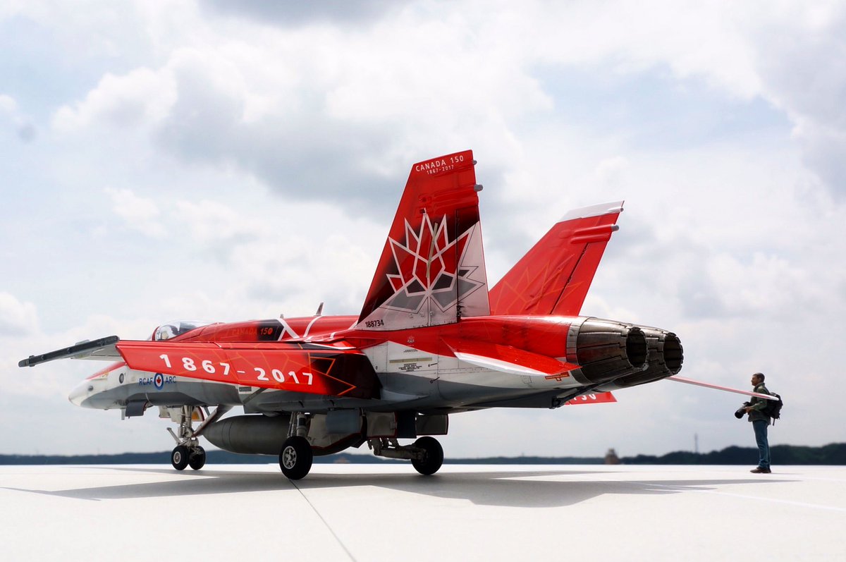 Mokezo_yh's tweet photo. #CF188A
kinetic 1/48 CF-188A
#全日本斜め後ろは良いぞ協会
#RCAF #CF18Demo #kinetic https://t.co/XMHkUpMQDK