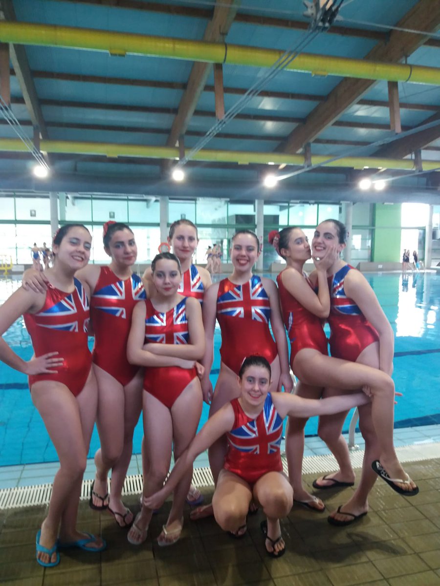 nautico_naron's tweet photo. 6ª posición para nuestras sirenitas en el cto Gallego de base IV de nat. artística celebrado en Ourense 🦈 #abiertoporvacaiones #turisteanaron https://t.co/RTr4EcD9n8