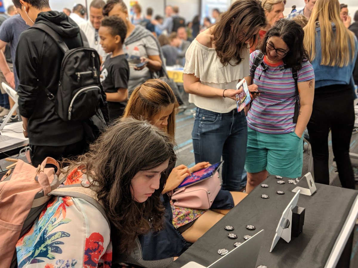 GameRevenant's tweet image. The #SPRINGPLAY @Playcrafting  show is over soon, but #PlayNYC is around the corner...

#indieshow #indiegames #WhereShadowsSlumber