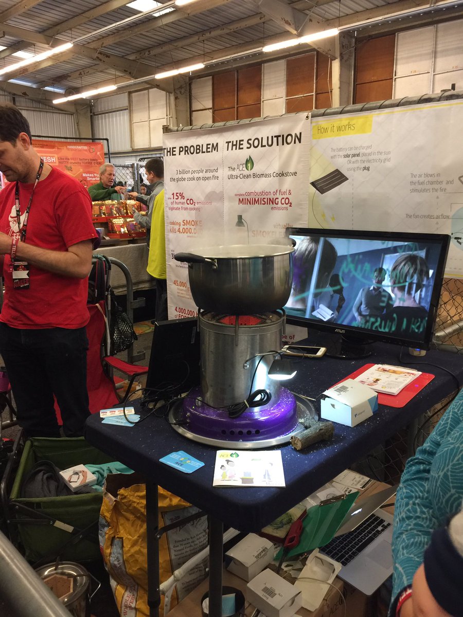 Jeffreycode42's tweet image. Definitely need one of this when I go camping @Yosemite @makerfaire #ecofriendly