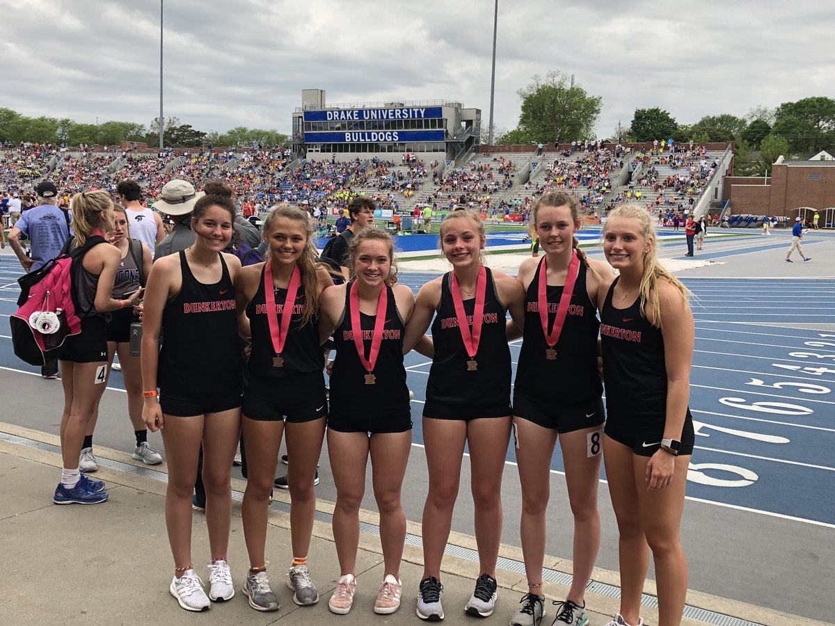 DunkGTF's tweet photo. Class 1A 4x100m 8th place!
@savvswansonn @JuliaRindels @iz_hesse24 @maceykt14 @conger_katie @lfettkether2 https://t.co/Fv3Og2Cfkh