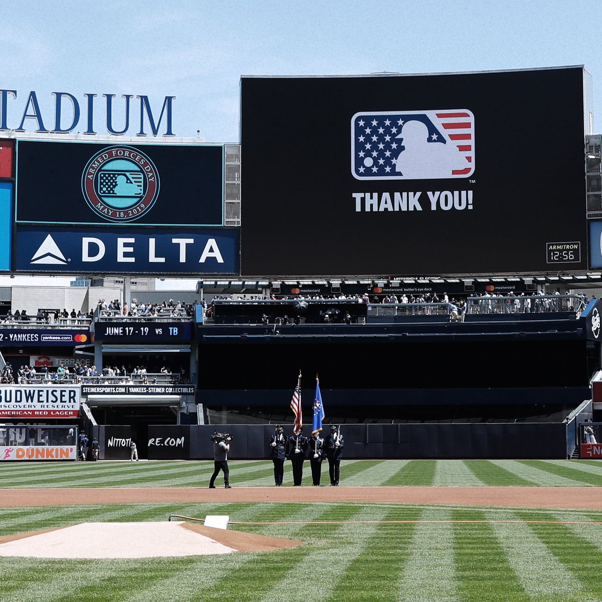 salute to service yankees