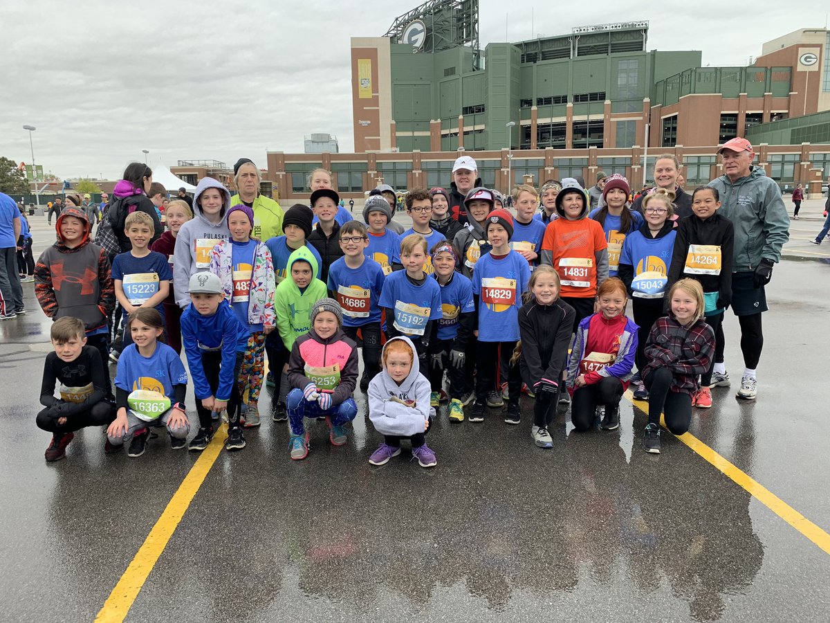 jarveyslp's tweet photo. So incredibly proud of my Sunnyside runners today!!!  They absolutely crushed the Cellcom 5K this morning!!!  This crew is totally #Raiderstrong !!  #Raiderstrong_SS https://t.co/12q3z2JEPA