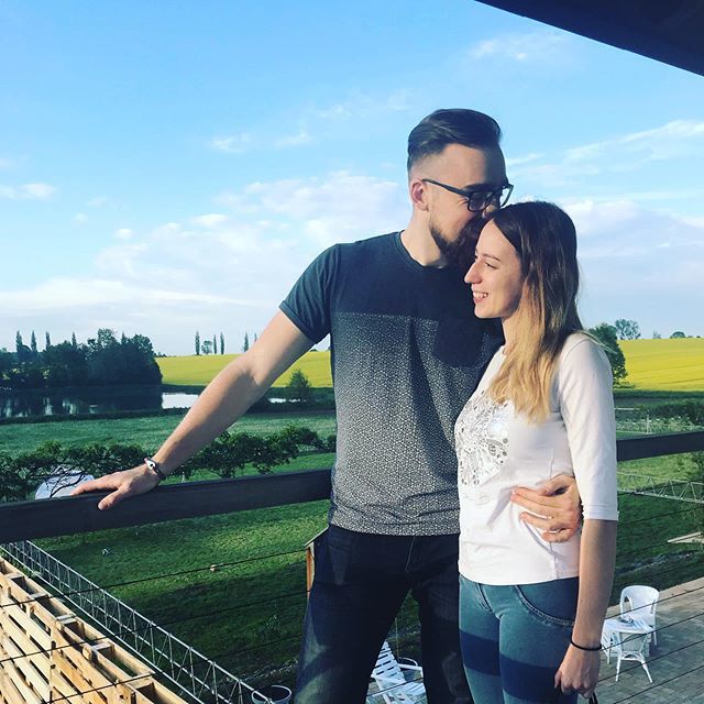 Big3rMan's tweet photo. In searching of best place for wedding. With @oslavte.cz #couple #couplegoals #relationshipgoals #searching #wedding #place #romance #sightseeing #love #czechcouple #nature #view https://t.co/0IkVsUjsGs https://t.co/9JqEVXFs1A