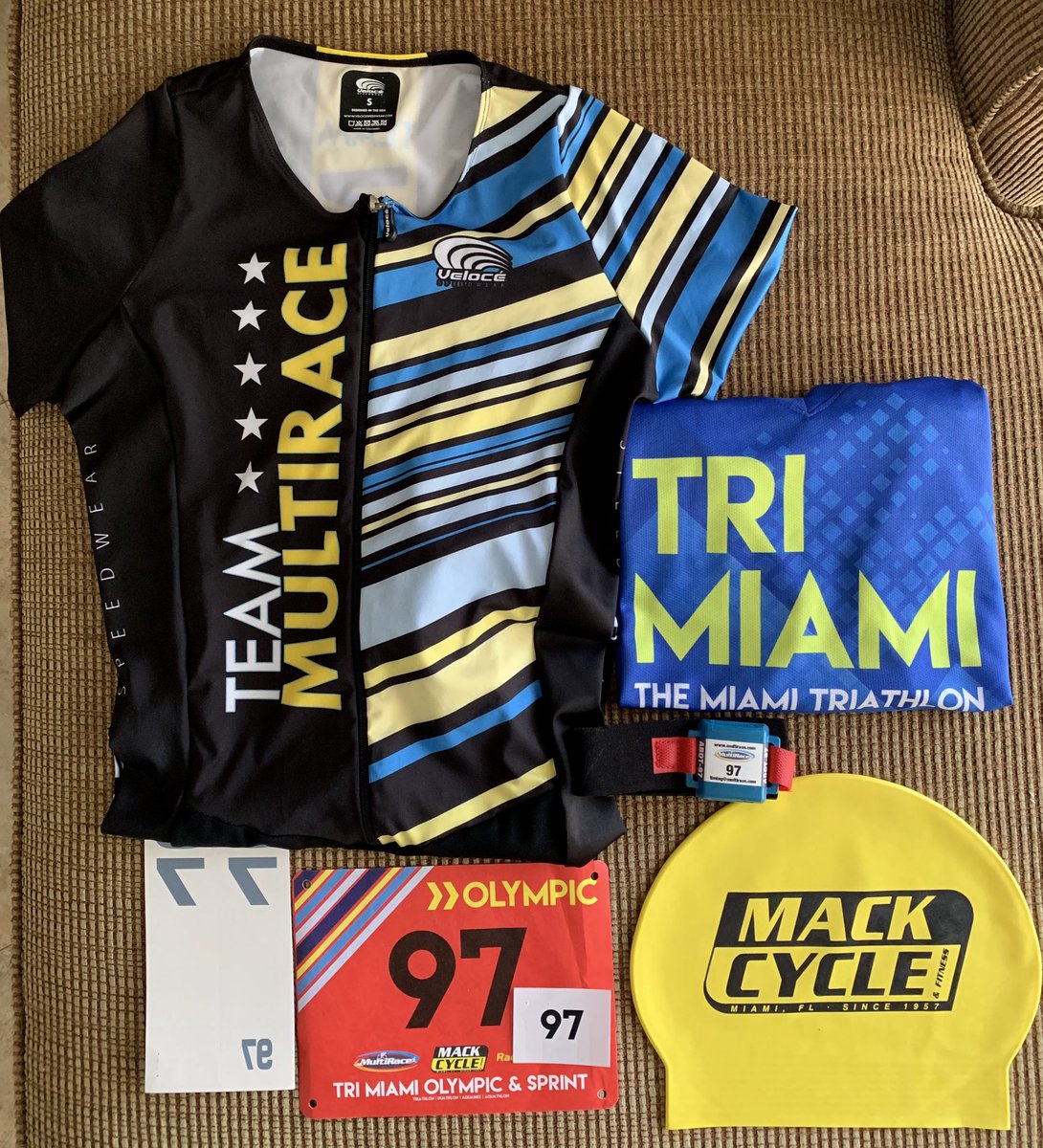 Sammy317's tweet photo. It’s that time. #CalmTheNerves #Checklist #TriMiami @MultiRaceEvents @MackCycleMiami @HeadsweatsCo @velocespeedwear #RaceHappy #DetailsMatter #SwimBikeRun https://t.co/LZMFRoVAA0