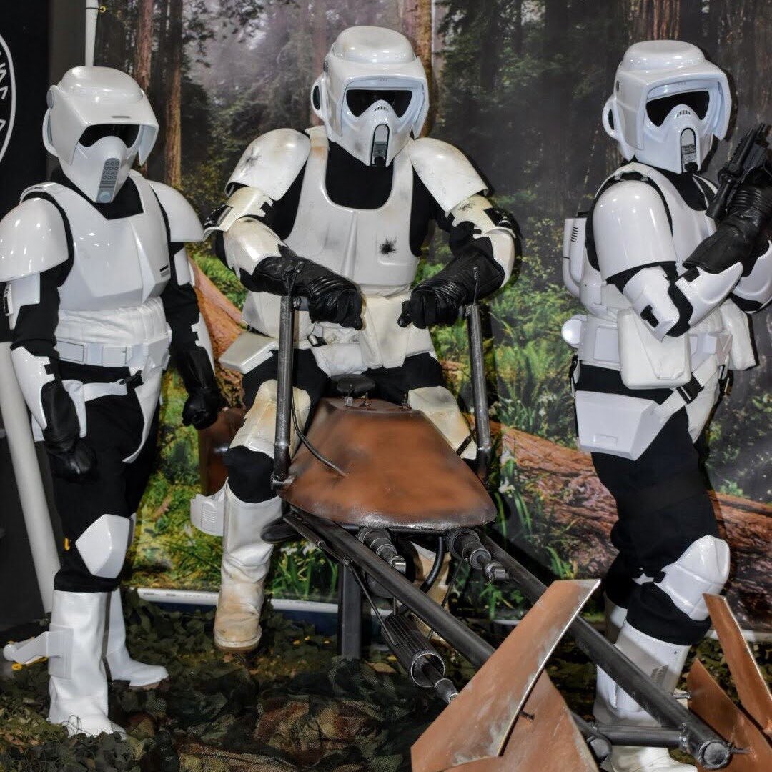 AlpineGarrison's tweet photo. Scout Troopers ready for the weekend!
Photo Credit: @Imperialpirate
#501st #StarWars #UT501st #ScoutSaturday #FanxSpring19 @fanxsaltlake @501Pathfinders @501stLegion https://t.co/uWGgrI0ZOt