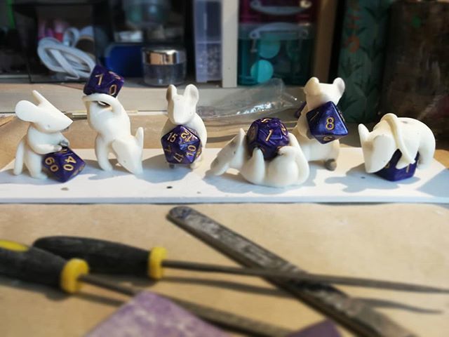 Rach_Makes's tweet photo. Working on fixing up the master casts of my dice mice today!
.
.
.
#dnd #dungeonsanddragons #pathfinder #tabletopgaming #dice #dnddice #dicemice #mice #mouse #dnddie #starfinder #rpg #tabletoprpg #dndart #dnddesigns
#arttoy #toyart #toycon #resintoy #res… https://t.co/Oma1DhlqL8 https://t.co/grPJH8gykU