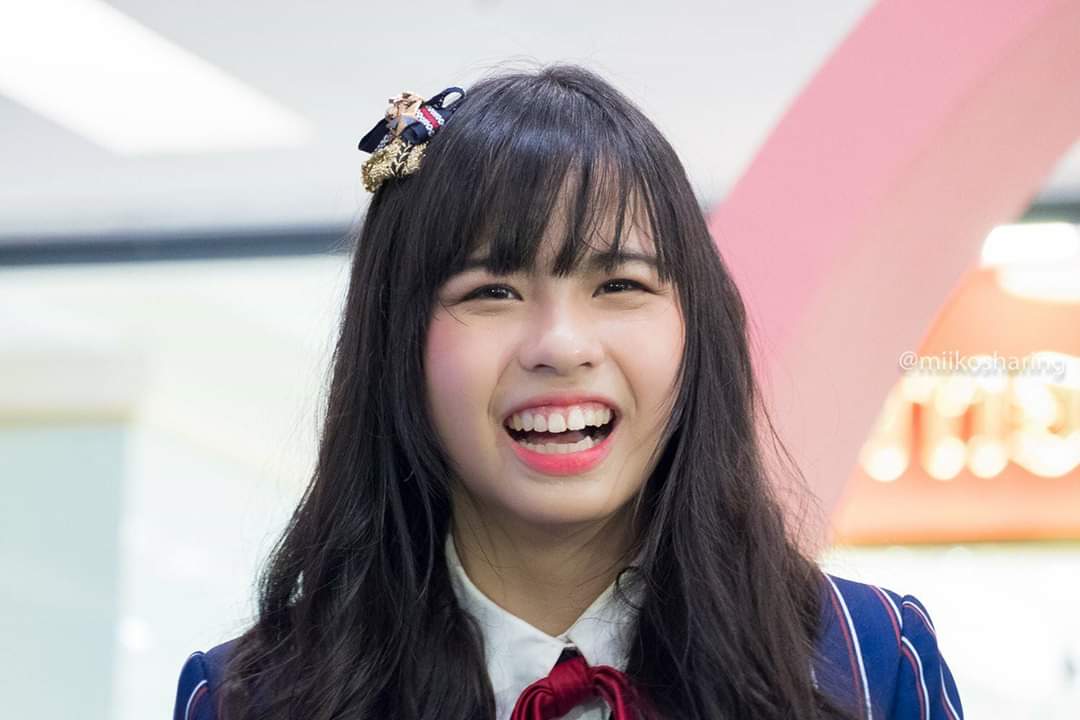 Jibtandaisuki's tweet photo. ดูนั่นสิ😳 แก้มน้อนนน 💗
วันนี้เมื่อปีที่แล้ว 
ภาพจาก miikosharing
#JibBNK48 #BNK48 https://t.co/havnbp72QA