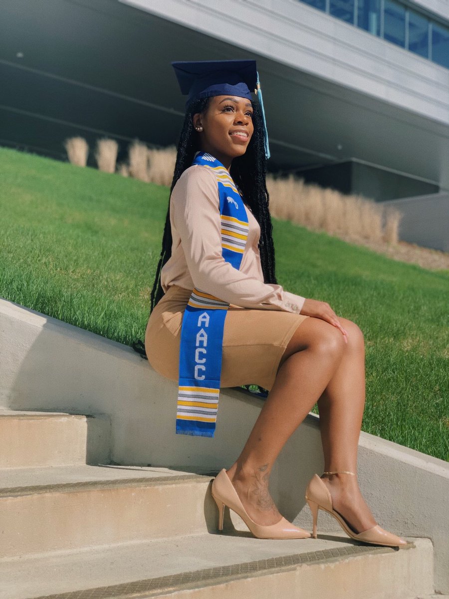 pink_mink_'s tweet photo. Although the journey still continues, it has truly been an interesting chapter 🙏🏽 #FallGraduate https://t.co/SJvmTO4t4C