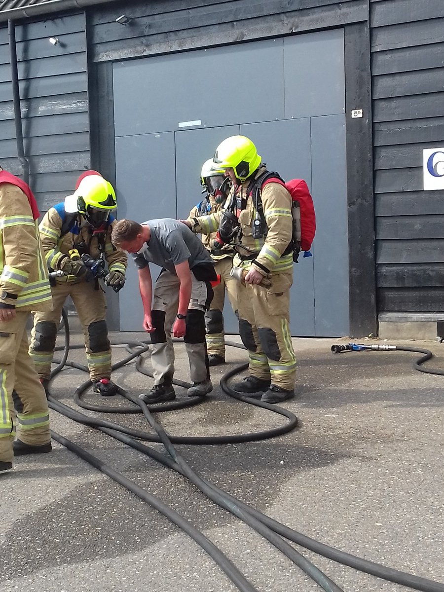 PolMaurits's tweet photo. Brandweer wedstrijd ouddorp was heel leukk!👍👌 https://t.co/YqUDFuXl59