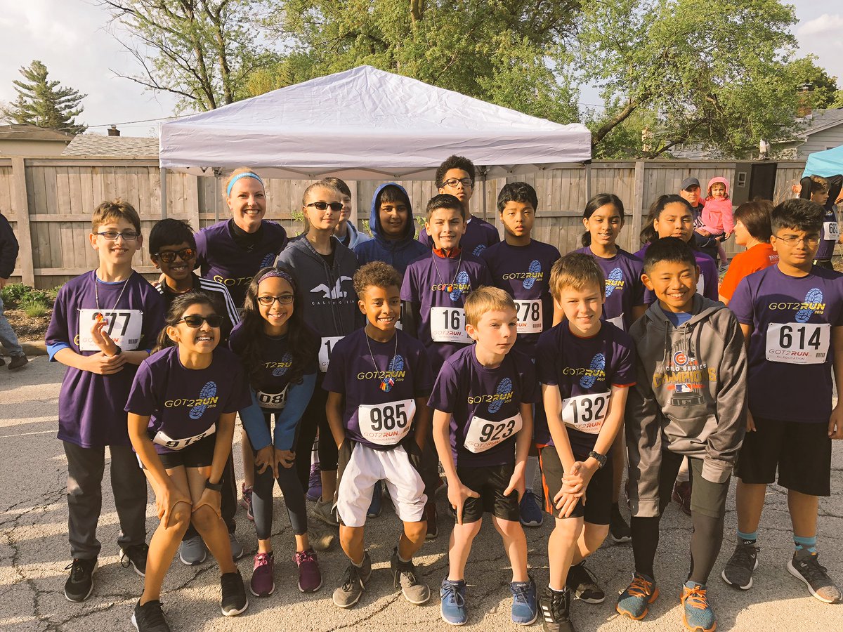 AliElfessiD54's tweet photo. So proud of these kids for the way they represented @EaglesAldrin at the #Got2RunforEducation this morning in Arlington Heights! Way to go team!!! πββοΈππ»ββοΈβοΈ#WeAre54 #PeakMoments https://t.co/2VykrPgx53