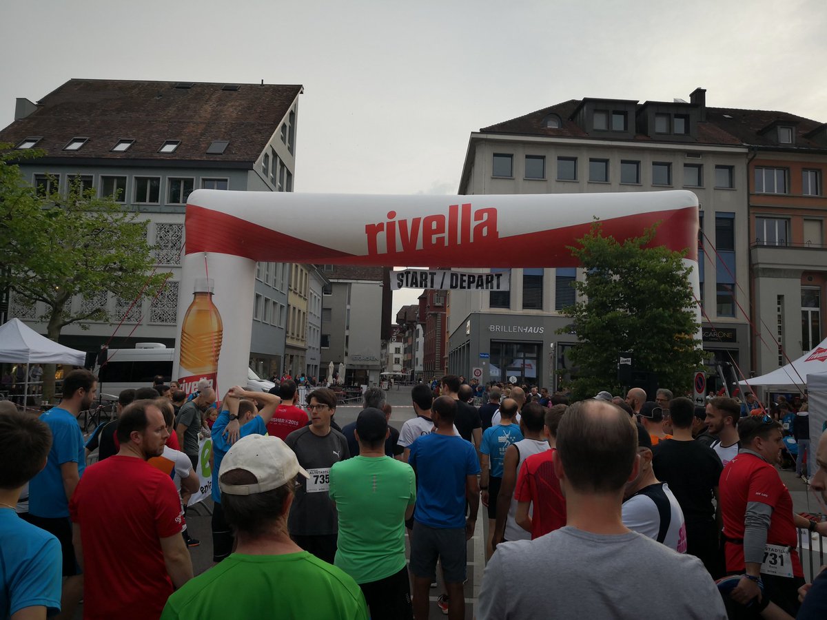 Und es geht los #aaraueraltstadtlauf